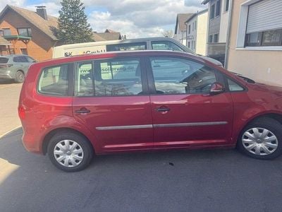 Gebraucht VW Touran 105 PS (77 kW) 2013 Rot Van / Kleinbus