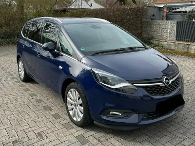 Usata Opel Zafira 135 CV (99 kW) 2017 Blu Monovolume