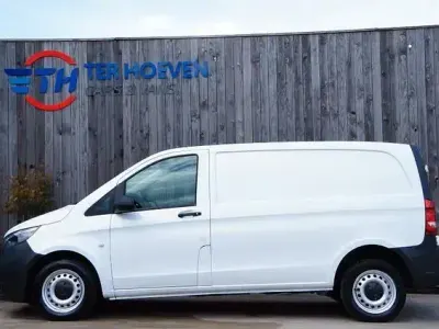 Gebraucht Mercedes Vito 114 PS (83 kW) 2017 Weiß Van