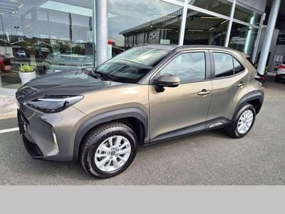 Gebraucht Toyota Yaris Cross Business Edition 92 PS (67 kW) 2024 Oxide bronze SUV