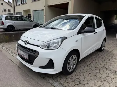 Usata Hyundai i10 Select 67 CV (49 kW) 2019 Bianco Utilitaria