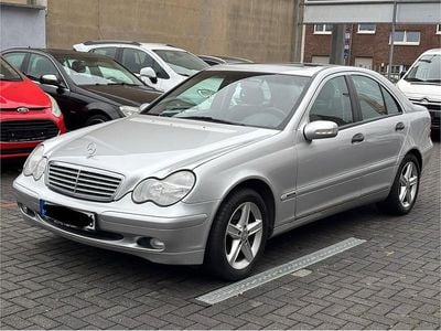 Mercedes C240