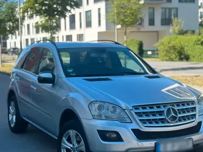 Brugt Mercedes ML320 224 HK (164 kW) 2009 Sølv SUV
