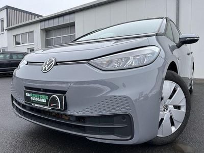 Grau Gebraucht 2022 VW ID.3 Pure Kleinwagen | 19.860 € (Guter Preis)