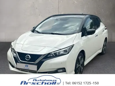 Gebraucht Nissan Leaf Tekna 110 kW (150 PS) 2022 Weiß Kleinwagen