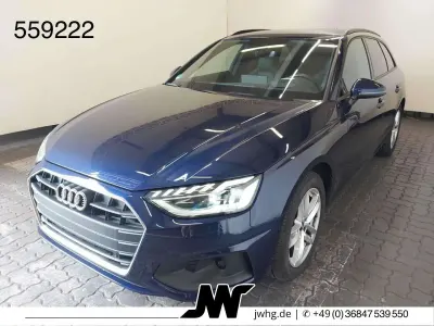 Gebraucht Audi A4 S-Line 204 PS (150 kW) 2023 Navarrablau metallic Kombi