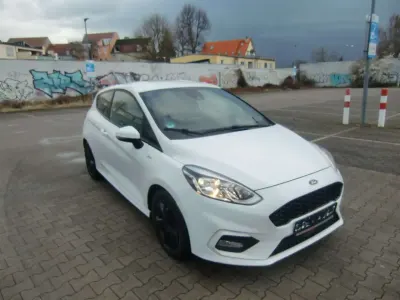 Gebraucht Ford Fiesta ST-Line 86 PS (63 kW) 2018 Weiß Kleinwagen