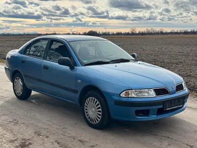Gebraucht Mitsubishi Carisma 125 PS (91 kW) 2001 Blau Limousine