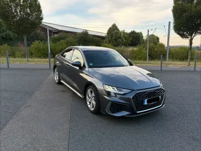 Gebraucht Audi A3 S-Line 150 PS (110 kW) 2022 Grau Limousine