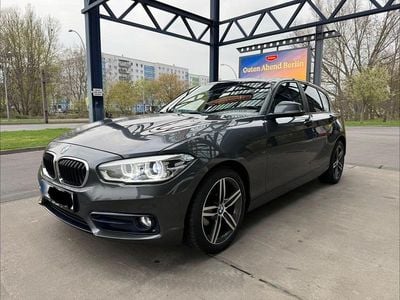 Gebraucht BMW 118 Sport Line 136 PS (100 kW) 2015 Grau Kleinwagen