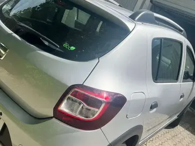 Gebraucht Dacia Sandero Prestige 90 PS (66 kW) 2014 Silber Limousine