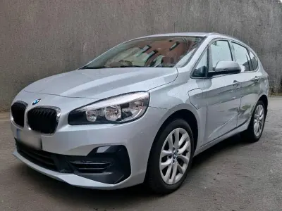 Używany BMW 225 Advantage 224 KM (164 kW) 2019 Srebrny Minivan