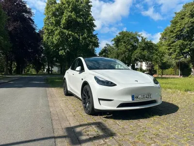 Gebraucht Tesla Model Y Performance 392 kW (534 PS) 2022 Weiß SUV