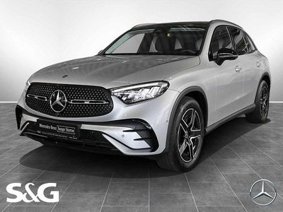 Metalliclack hightechsilber Gebraucht 2024 Mercedes GLC200 AMG SUV | 52.960 € (Fairer Preis)