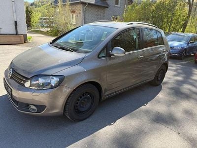 Usata VW Golf VI 122 CV (89 kW) 2009 Marrone Utilitaria