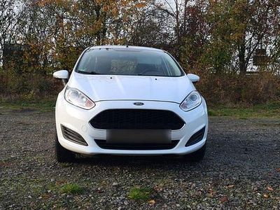 Second-hand Ford Fiesta Trend 80 CP (58 kW) 2017 Alb Hatchback