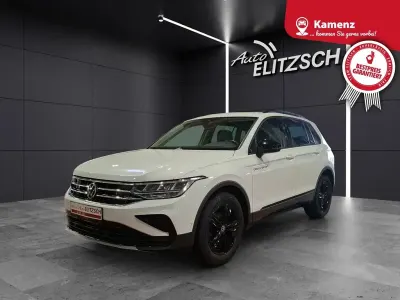 Gebraucht VW Tiguan Sport 150 PS (110 kW) 2022 Weiß SUV