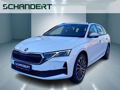 Nuova Skoda Octavia 150 CV (110 kW) 2026 Grigio Station wagon