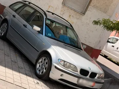 Gebraucht BMW 318 143 PS (105 kW) 2003 Andere farben Kombi