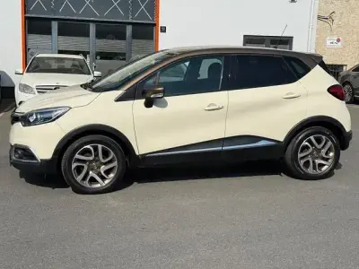Gebraucht Renault Captur Elysee 120 PS (88 kW) 2016 Beige SUV