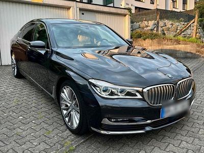 BMW 730