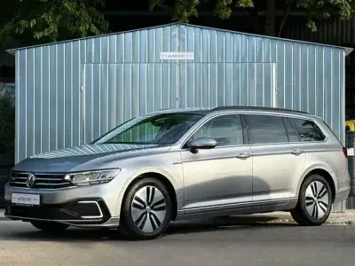 Gebraucht VW Passat GTE 156 PS (114 kW) 2020 Silber Kombi