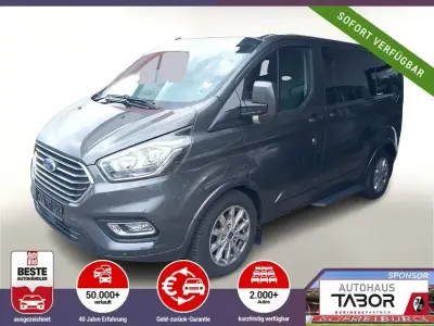 Gebraucht Ford Tourneo Custom Titanium 131 PS (96 kW) 2018 Grau metallic Van