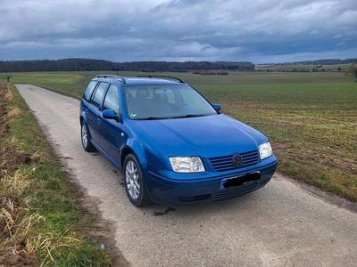 Gebraucht VW Bora 150 PS (110 kW) 2000 Blau Kombi