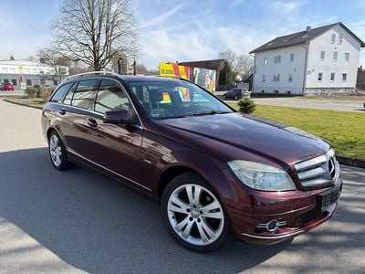 Gebraucht Mercedes C180 Avantgarde 156 PS (114 kW) 2009 Rot Limousine