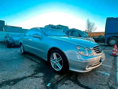 Gebraucht Mercedes CLK200 170 PS (125 kW) 2005 Silber Coupé