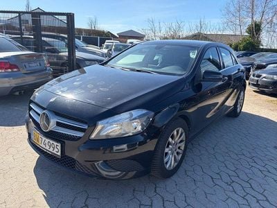 Gebraucht Mercedes A180 Style 109 PS (80 kW) 2013 Schwarz Limousine