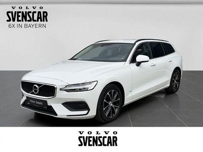 Gebraucht Volvo V60 Core 163 PS (119 kW) 2022 Ice white Kombi