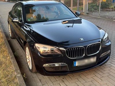 BMW 730