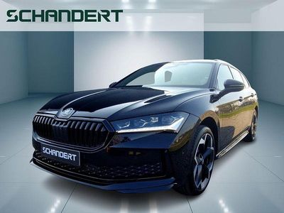 Neu Skoda Superb SportLine 204 PS (150 kW) 2026 Ebony schwarz metallic Kombi