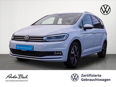 Gebraucht VW Touran Highline 150 PS (110 kW) 2023 Pure white Van / Kleinbus