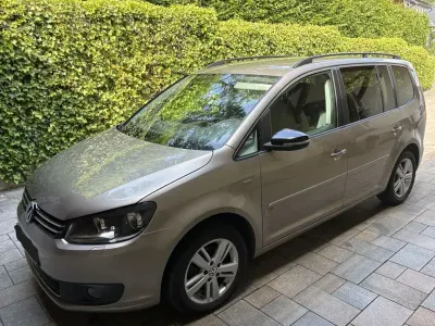 Gebraucht VW Touran Match 105 PS (77 kW) 2012 Beige Van / Kleinbus
