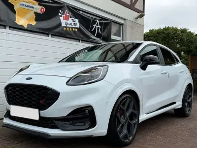 Gebraucht Ford Puma ST 200 PS (147 kW) 2023 Frozen white SUV