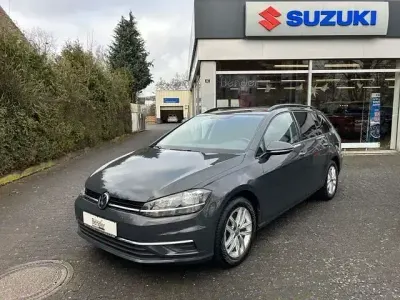 Używany VW Golf VII Comfortline 150 KM (110 kW) 2018 Szary Kombi