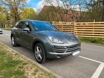 Gebraucht Porsche Cayenne Platinum Edition 245 PS (180 kW) 2014 Grau SUV