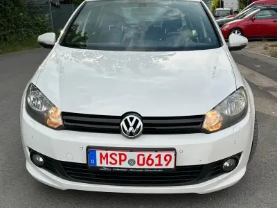 Gebraucht VW Golf VI R-line 122 PS (89 kW) 2009 Candyweiß Kleinwagen