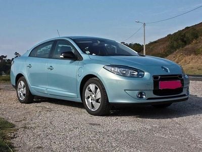 Gebraucht Renault Fluence 69 kW (95 PS) 2016 Blau Limousine