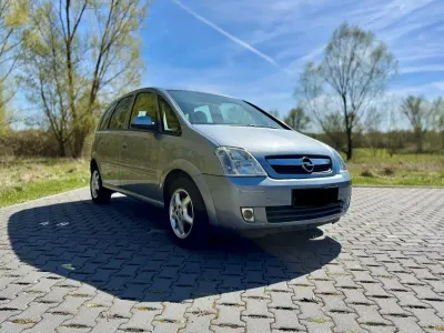 Usata Opel Meriva 105 CV (77 kW) 2006 Argento Monovolume