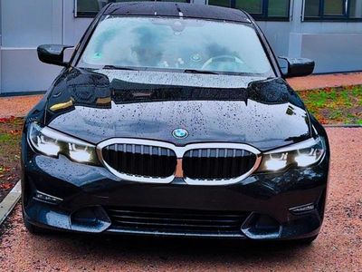Gebraucht BMW 318 150 PS (110 kW) 2019 Schwarz Limousine