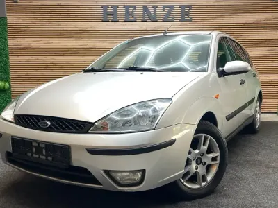 Używany Ford Focus 101 KM (74 kW) 2004 Srebrny Hatchback