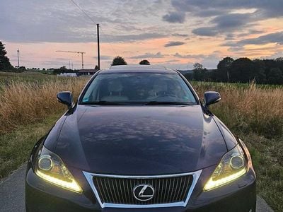 Lexus IS220d