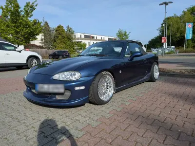 Usata Mazda MX5 110 CV (80 kW) 2002 Blu Cabrio