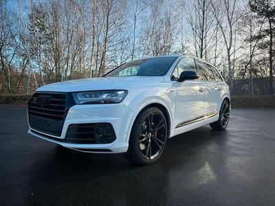 Weiß Gebraucht 2018 Audi SQ7 Ambiente SUV | 51.699 € (Etwas zu teuer)