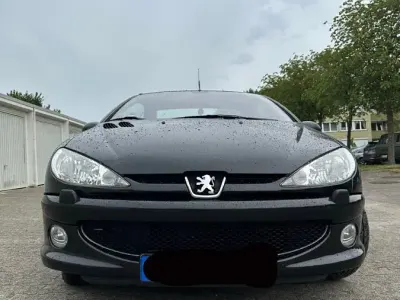 Gebraucht Peugeot 206 CC 109 PS (80 kW) 2006 Schwarz Cabrio