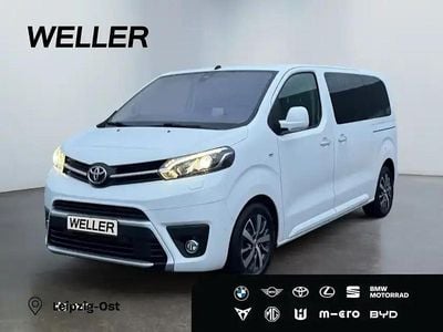 Schaumweiß Gebraucht 2022 Toyota Proace Executive Van / Kleinbus | 37.990 € (Teuer)