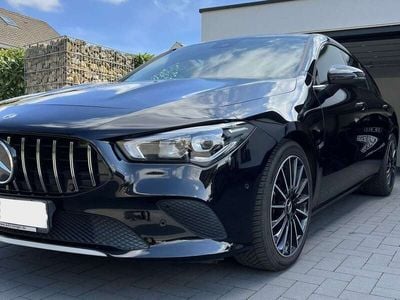 Mercedes CLA180